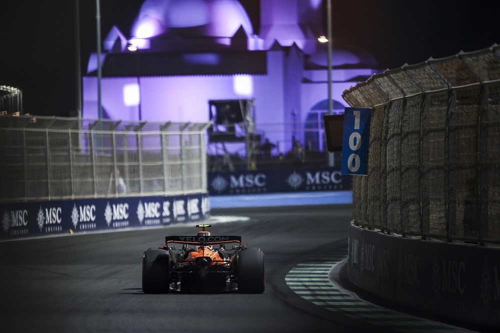 Lando Norris IPA Sport 1