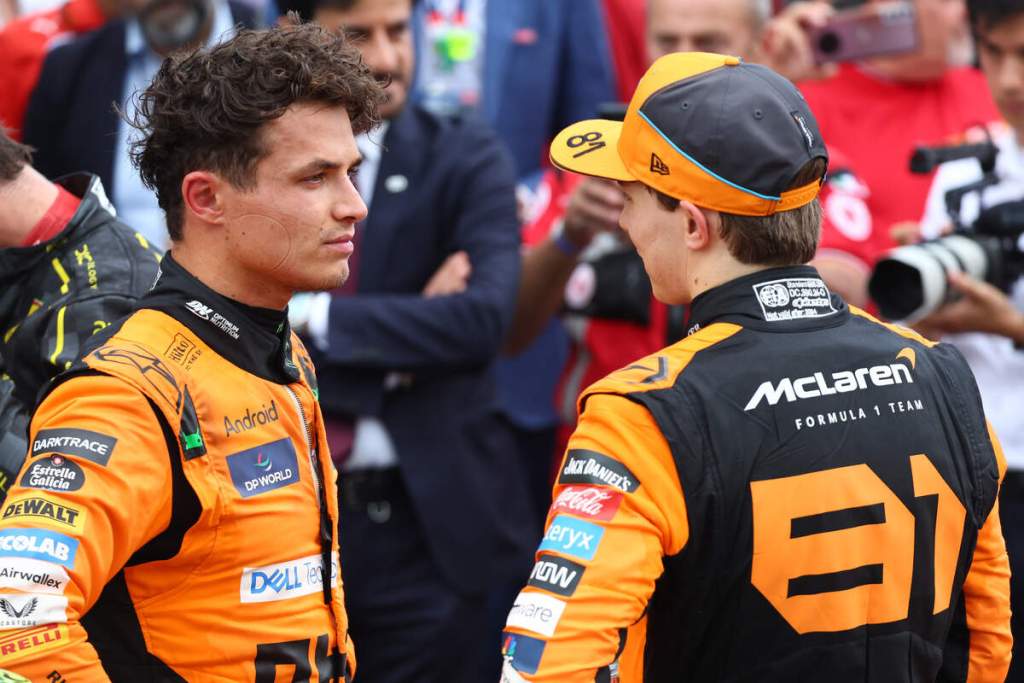 La magia dell'olandese mette in ombra lo strapotere delle MCL-39, e la prima fila domani richiama a gran voce i duelli dello scorso anno: riuscirà Norris a scacciare lo spauracchio del suo rivale?