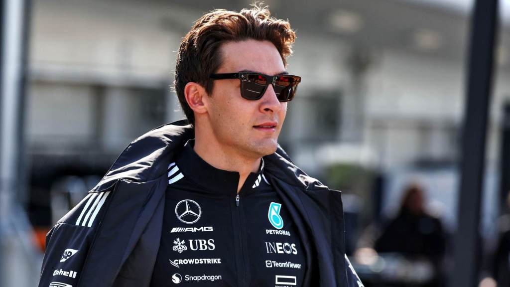 Il pilota Mercedes chiude sul podio nonostante problemi tecnici con la centralina. Russell conferma così la solidità del team nelle prime gare stagionali e la sua costanza...