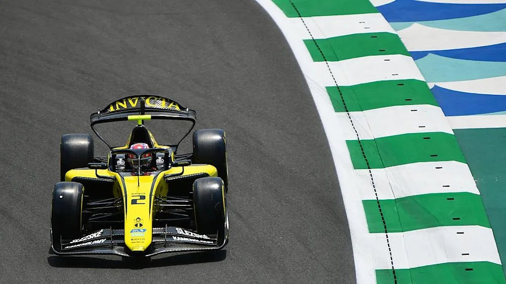 Le Qualifiche di Formula 2 a Jeddah non si sono concluse senza colpi di scena: Roman Stanek e John Bennett sono stati entrambi penalizzati dai Commissari al termine della sessione.
