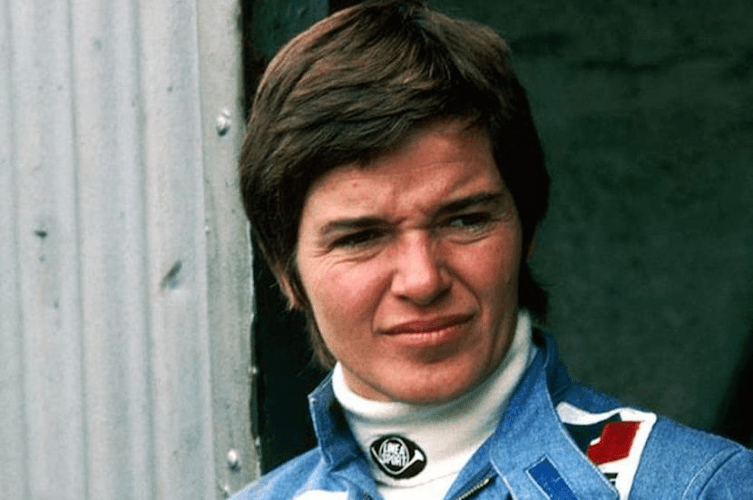 Anche la F1 Academy avrà una serie TV. Il prossimo 28 maggio, Netflix lancerà una nuova serie documentaristica dal titolo “F1: The Academy”, dedicata alla promozione della presenza femminile nel mondo delle corse automobilistiche.