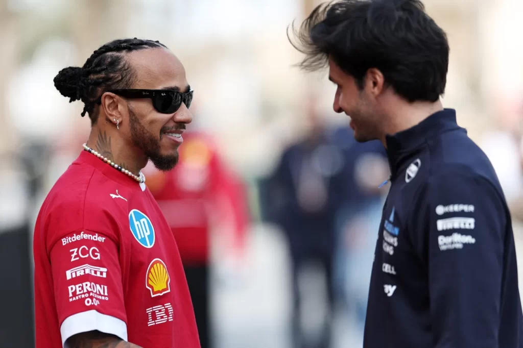 Il pilota della Williams, Carlos Sainz, ha ricevuto una penalità dai commissari sportivi del Gran Premio del Giappone 2025, venendo retrocesso di tre posizioni sulla griglia di partenza. La decisione è stata presa in seguito a un incidente avvenuto durante la sessione di qualifica.