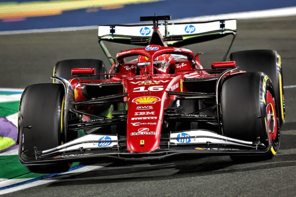 Leclerc deluso dopo la qualifica a Jeddah.