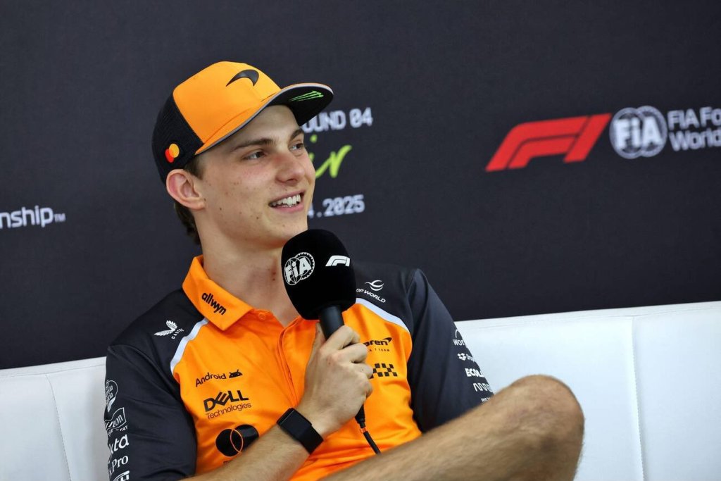 La cronaca delle FP1 del GP del Bahrain inizierà alle 13:15 italiane, con l’inizio della sessione prevista per le 13:30, seguita dalla seconda sessione di prove libere alle 17:00. 