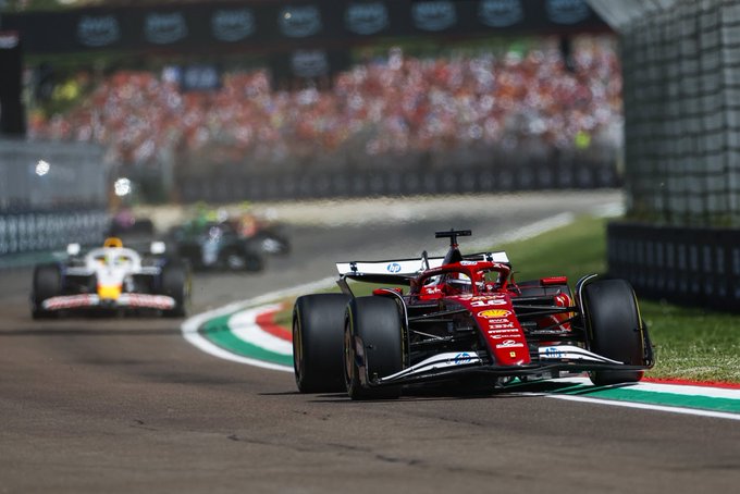 Dopo la delusione di Imola, in casa Ferrari l’atmosfera non è certo delle più serene. E Leclerc non è fiducioso in vista di Monaco.