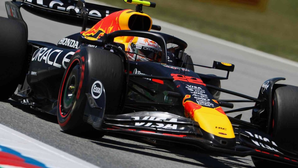 Yuki Tsunoda, solamente 20º al termine delle qualifiche a Barcellona