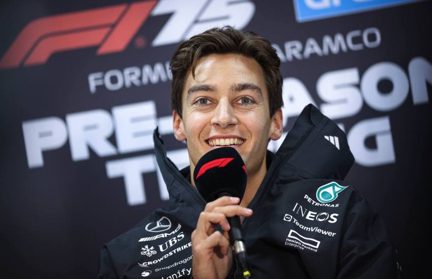 Con l’avvicinarsi del Gran Premio del Belgio e l’inizio della seconda metà della stagione, George Russell ha fatto chiarezza sulla sua situazione contrattuale con Mercedes.