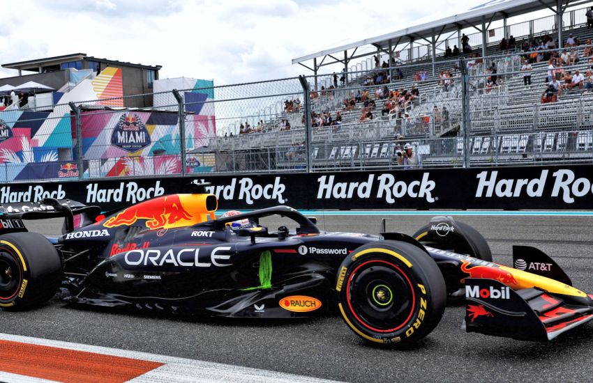 Red Bull RB21 with flo viz on the sidepod inlet
