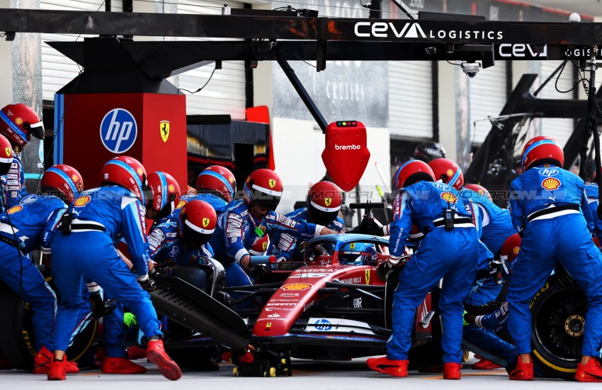 Ferrari si tinge di blu a Miami