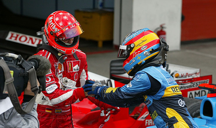 Mentre ci avviciniamo sempre di più al Gran Premio di Imola di questa stagione, riviviamo insieme l'edizione del 2005, che ha visto protagonisti Alonso e Schumacher in un duello rimasto negli annali della Formula Uno.