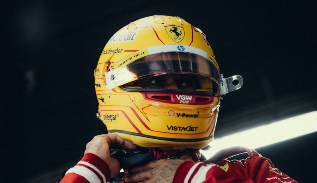 Lewis Hamilton difende i giovani piloti: "Lotta agli abusi online"