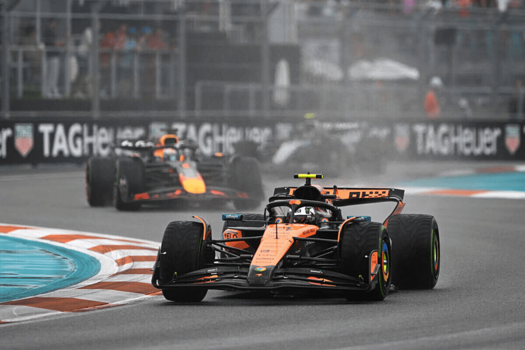 Max Verstappen ha ottenuto la sua terza pole position della stagione nel Gran Premio di Miami, ma mantiene i piedi per terra in vista della gara, consapevole che il meteo potrebbe mischiare le carte in tavola.
