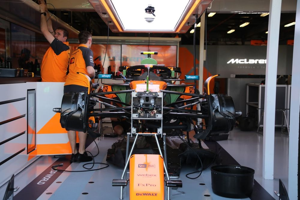 La stagione 2025 di Formula 1 ha un protagonista indiscusso: la McLaren. Il team di Woking ha finora messo in mostra la monoposto più veloce in griglia, e il merito non è solo del motore o dell’aerodinamica.