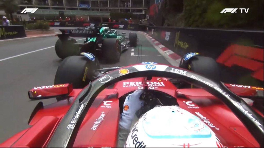 Lance Stroll dovrà retrocedere di una posizione sulla griglia di partenza del Gran Premio di Monaco. È questa la decisione dei commissari di gara, che hanno ritenuto il pilota canadese dell’Aston Martin completamente responsabile dell’incidente con Charles Leclerc avvenuto durante la prima fase della sessione di prove.