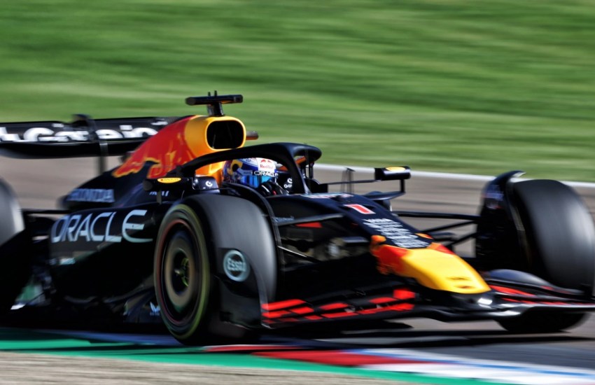 Max Verstappen lancia un primo allarme dal venerdì di Imola.