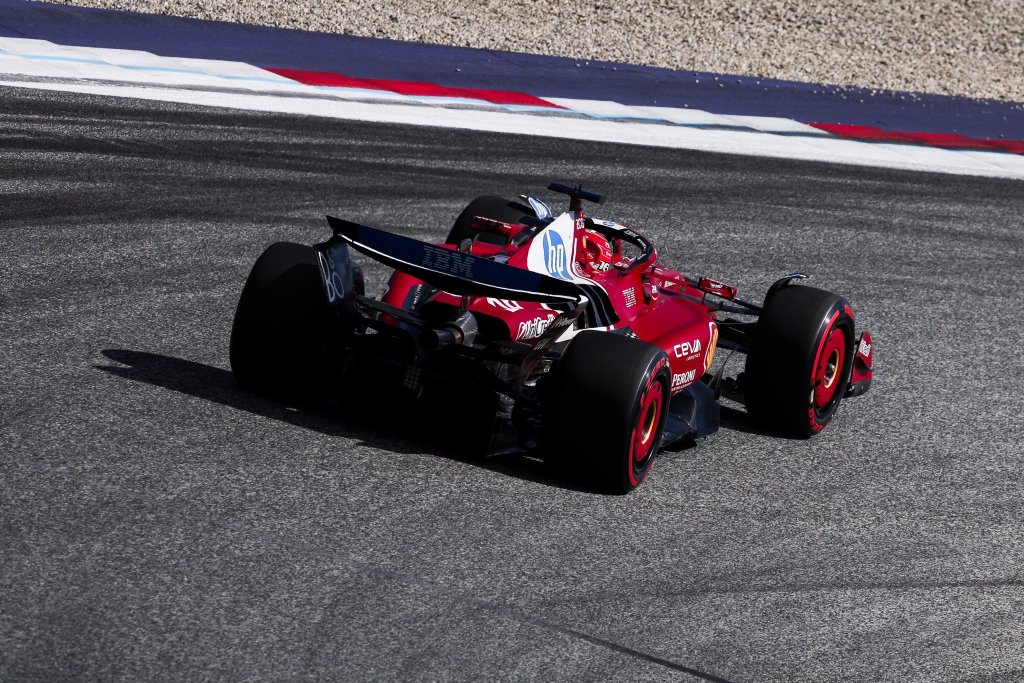 Vasseur commenta le qualifiche del GP d’Austria con entusiasmo. Leclerc in prima fila, ottima gestione delle gomme e fiducia per la gara di domenica...