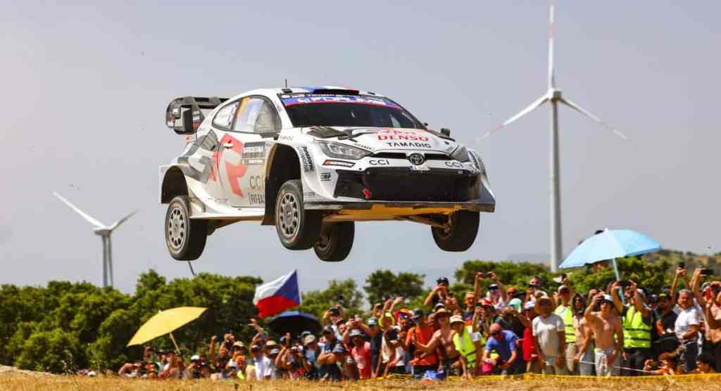 Ogier al Rally Italia Sardegna.