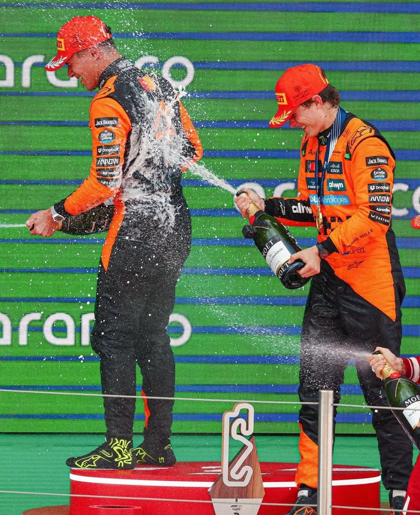Oscar Piastri conquista la quinta vittoria stagionale al termine di un Gran Premio di Spagna ricco di colpi di scena. Ecco la classifica piloti e costruttori F1 dopo il nono round.