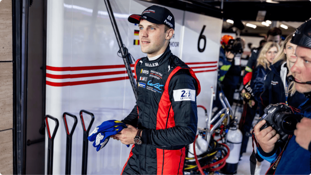 A pochi giorni dalla 24 Ore di Le Mans, Felipe Nasr, Nick Tandy e Laurens Vanthoor si preparano a inseguire un traguardo che li proietterebbe nella leggenda dell’endurance: conquistare la “Triple Crown” della disciplina – ovvero vincere nella stessa stagione la 24 Ore di Daytona, la 12 Ore di Sebring e la 24 Ore di Le Mans.