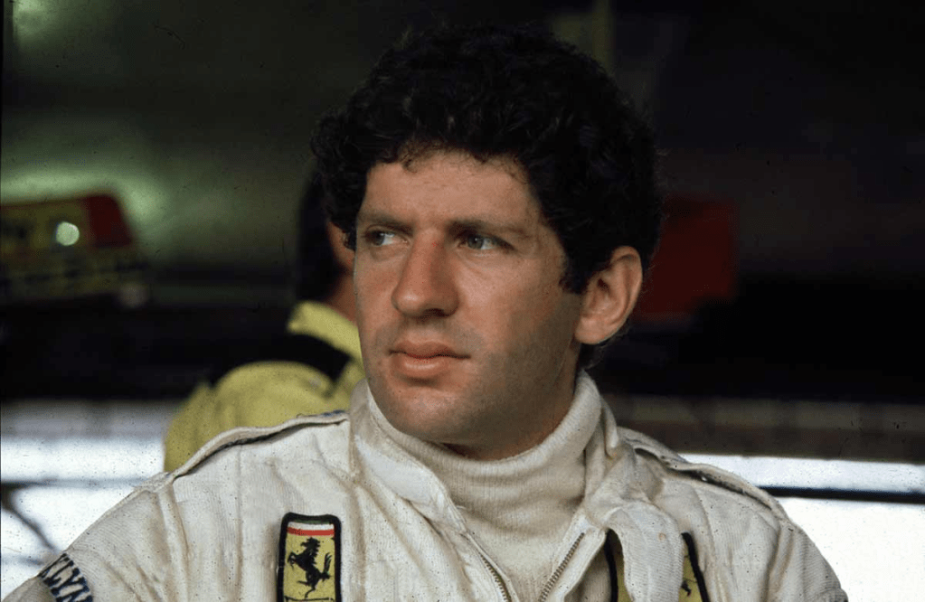 L'ex campione del mondo di Formula 1 non può più guidare in Italia.