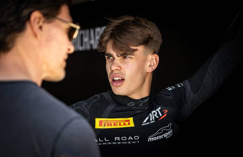 James Wharton con i colori di ART GP durante la stagione 2025 di F3