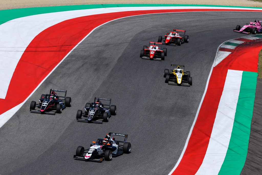 Errori, prestazioni sottotono e nuove gerarchie: ecco le classifiche di F4 Italia al termine del quarto round di campionato sul circuito del Mugello