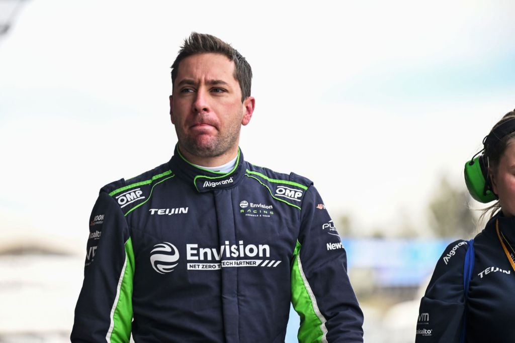 Envision Racing s Robin Frijns in the 2024 Formula E Mexico City E Prix