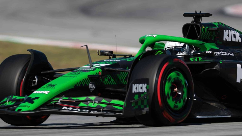 La F1 vive una delle stagioni più equilibrate della sua storia: nonostante il dominio McLaren, il 2025 è segnato da distacchi minimi e da un livello di competitività senza precedenti.