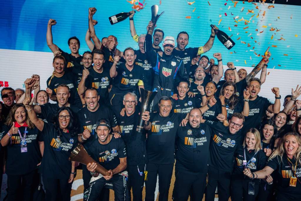 Porsche feiert Formel E Teamweltmeisterschaft