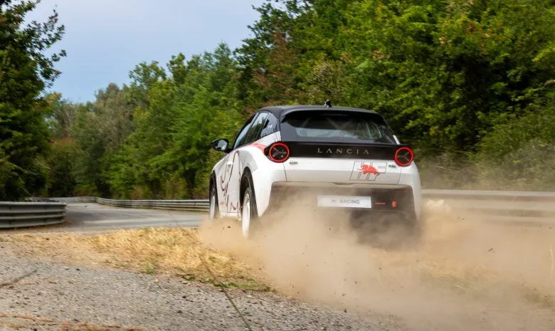 fDZQMar3 YPSILONRALLYRACING 2 780x465 3