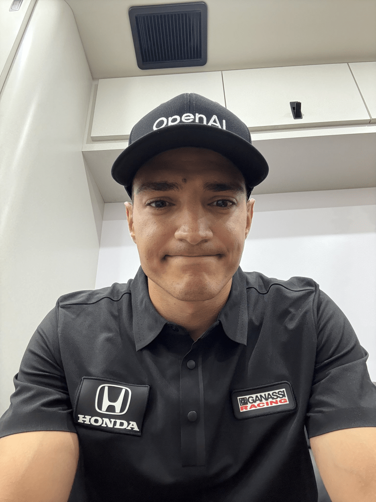 In una stagione dove Alex Palou sembra inarrestabile, il secondo posto ottenuto ieri al Mid-Ohio Sports Car Course ha il sapore amaro di una sconfitta.