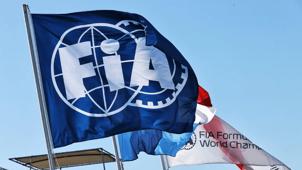 La FIA sta lavorando per introdurre, a partire dal 2026, delle nuove misure di sicurezza per separare le squadre che lavorano a stretto contatto per impedire loro di trarre beneficio sportivo dalla collaborazione.