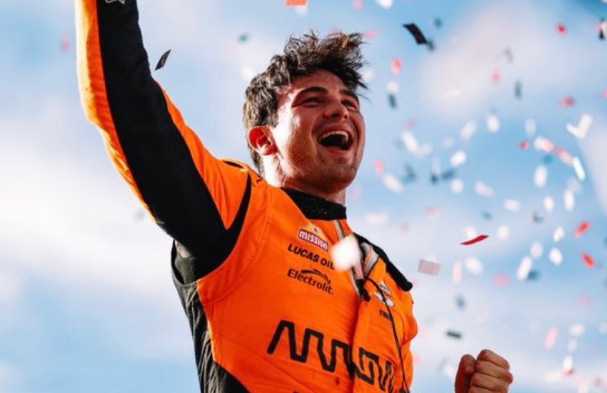 O’Ward festeggia la vittoria in gara-1