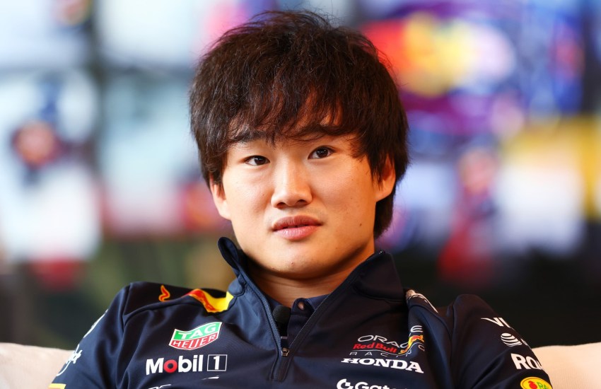 Il futuro di Yuki Tsunoda potrebbe presto cambiare direzione: il pilota giapponese, in bilico tra la conferma in Red Bull e l’addio alla Formula 1, sarebbe nel mirino di Dale Coyne Racing per un possibile approdo in IndyCar con il supporto diretto di Honda.