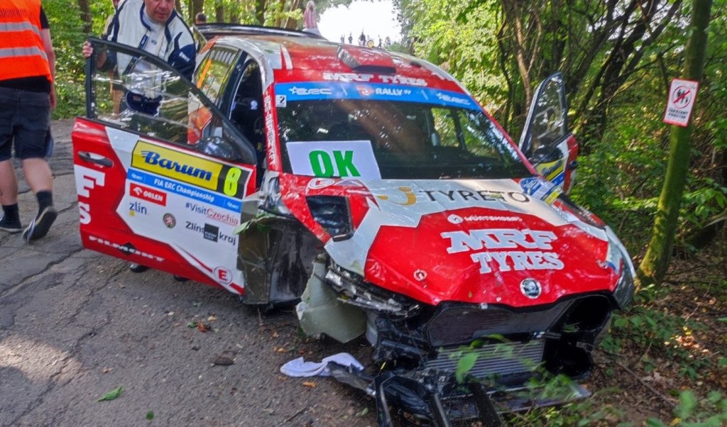 90406 b479bbd7 555b 4458 94e2 cf7cad504f30