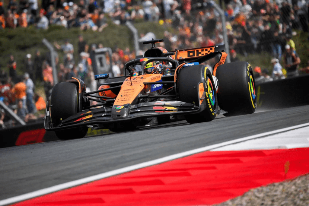 Oscar Piastri ha voluto elogiare il passo dimostrato da McLaren nelle Prove Libere della giornata di oggi. Anche se ha faticato leggermente nel confronto diretto con Norris, il leader del mondiale è fiducioso per le qualifiche.