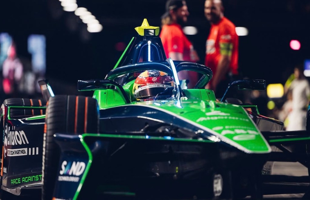 Robin Frijns durante un Gran Premio di FE col team Envision.
