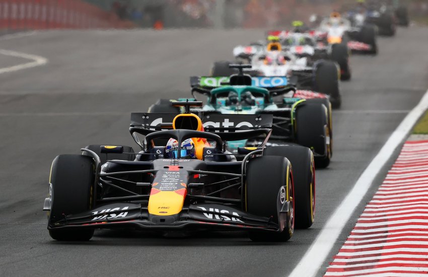 Il Gran Premio d'Ungheria ha rappresentato uno dei momenti più difficili della stagione 2025 per Max Verstappen e la Red Bull.