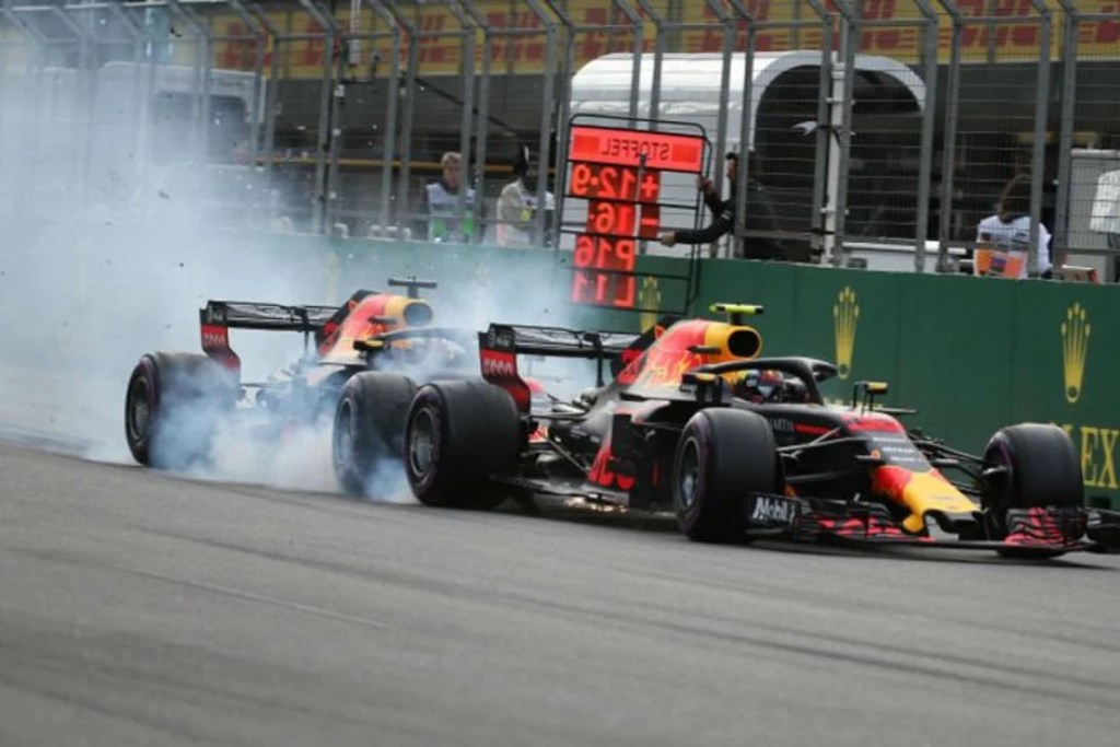 Il GP dell'Azerbaijan è alle porte. Ripercorriamo un episodio chiave per Red Bull avvenuto proprio a Baku, con protagonisti Ricciardo e Verstappen.
