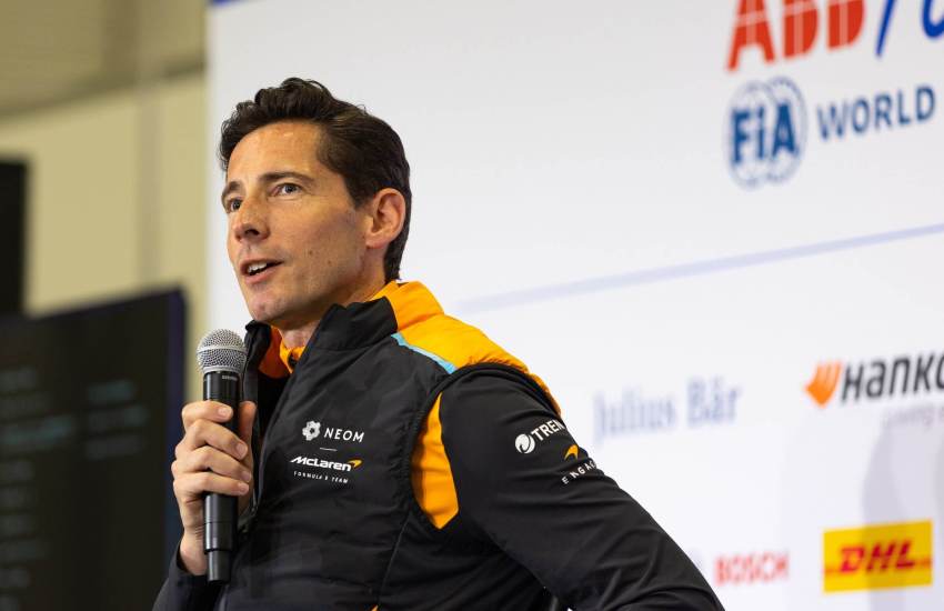 Ian James Neom McLaren 2024 Tokyo E Prix microphone 1