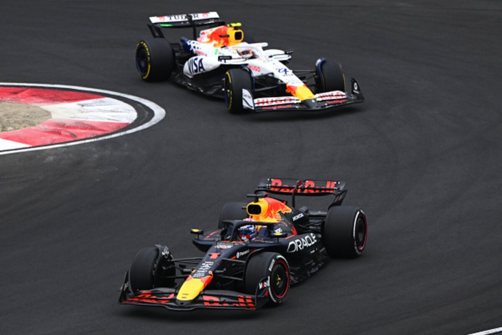 Verstappen RedBull Tsunoda RacingBulls F1