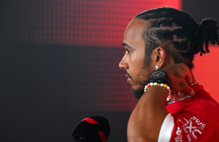 Alla vigilia del Gran Premio d’Azerbaijan, Lewis Hamilton si è presentato davanti ai media con un atteggiamento positivo e determinato.