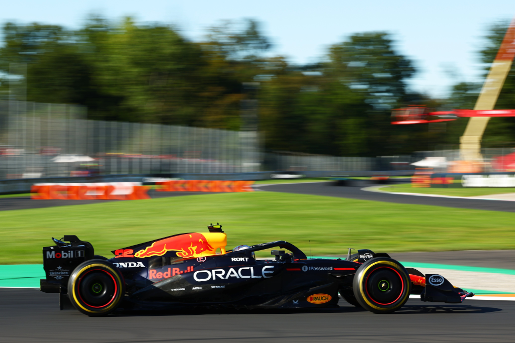 Max Verstappen può archiviare con moderata soddisfazione il venerdì di prove libere a Monza.