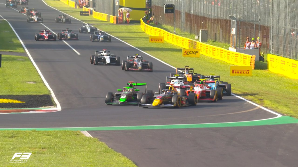 F3 | GP Italia - Feature Race: Inthrapuvasak vince, Campos campione Costruttori!