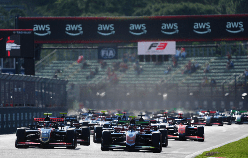 Rafael Câmara campione, Campos beffa Trident al fotofinish: scopriamo insieme le classifiche finali piloti e team della stagione 2025 di FIA F3