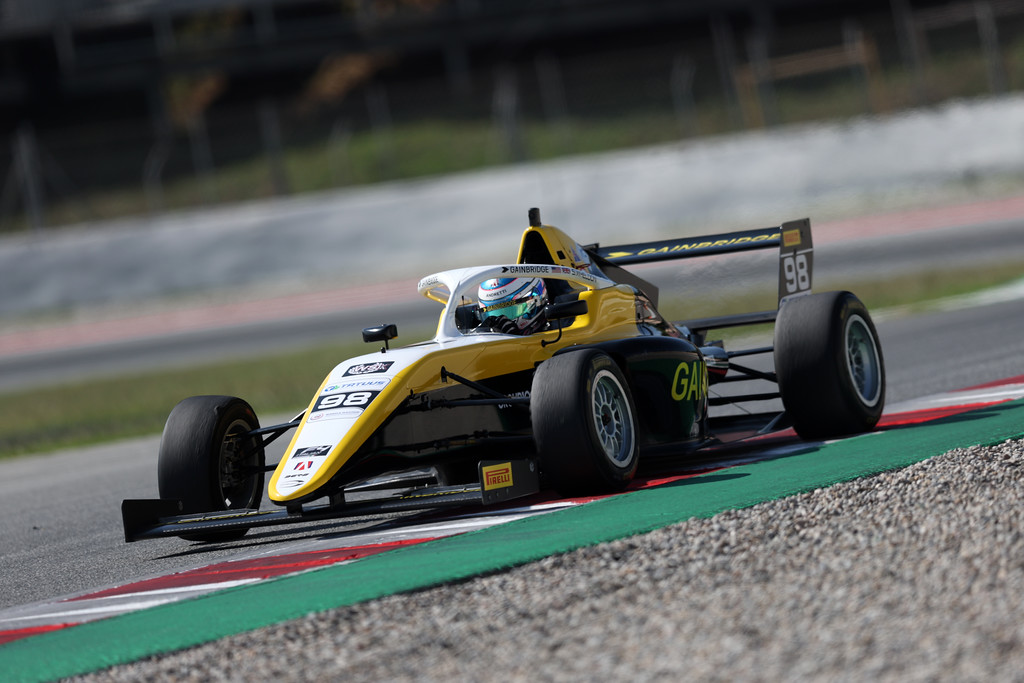 F4 Italia | Gara 2 - Barcellona: trionfa Gomez, quinto Olivieri