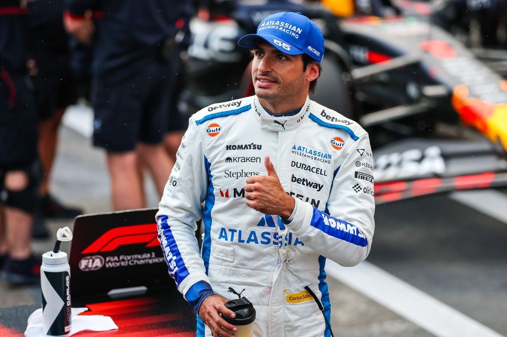 Una qualifica caotica, una gara solida e un podio che profuma di rinascita per Carlos Sainz e per la Williams: l'ultimo podio risale a Spa del 2021.