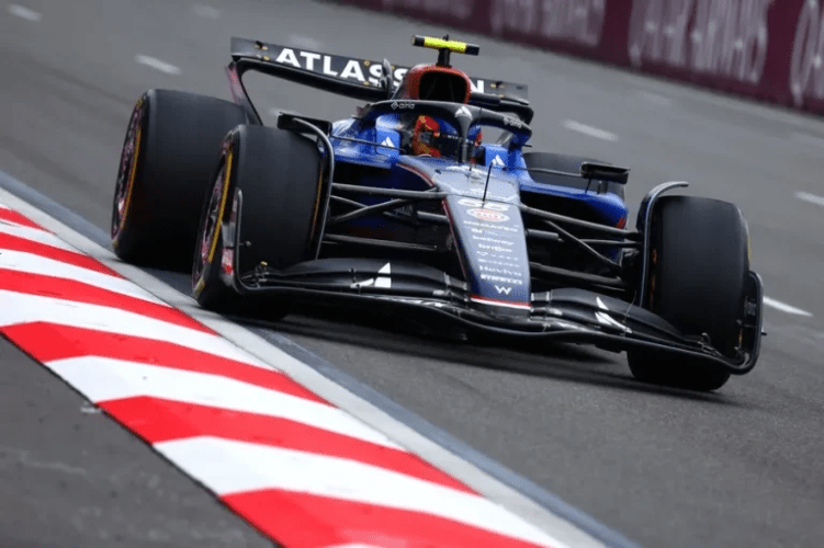 Tempo di pagelle per i protagonisti del GP dell'Azerbaijan. Verstappen dominante, Sainz torna sul podio. Male McLaren e Ferrari. 