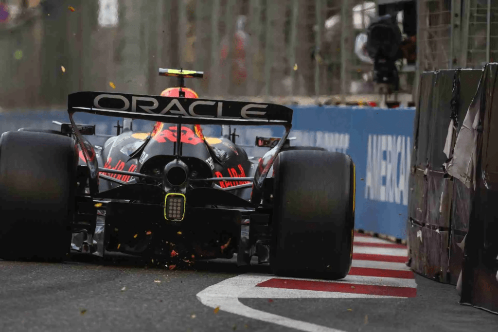 Tempo di pagelle per i protagonisti del GP dell'Azerbaijan. Verstappen dominante, Sainz torna sul podio. Male McLaren e Ferrari. 