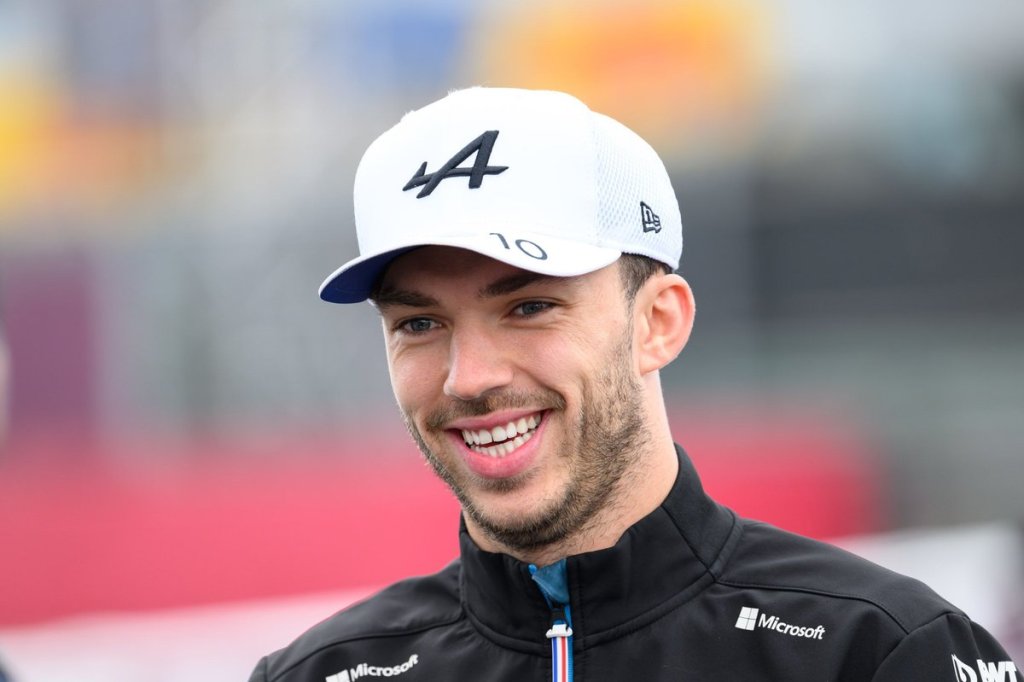pierre gasly alpine f1 team 1